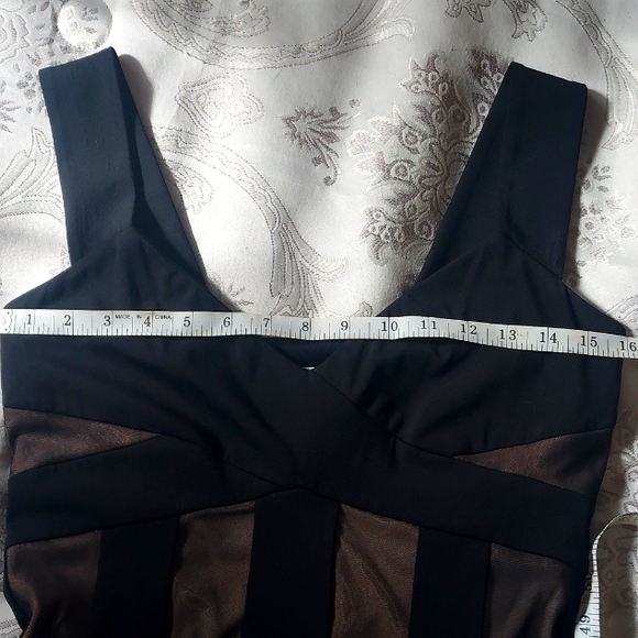 Maggie London Petites mid length dress - Picture 14 of 16